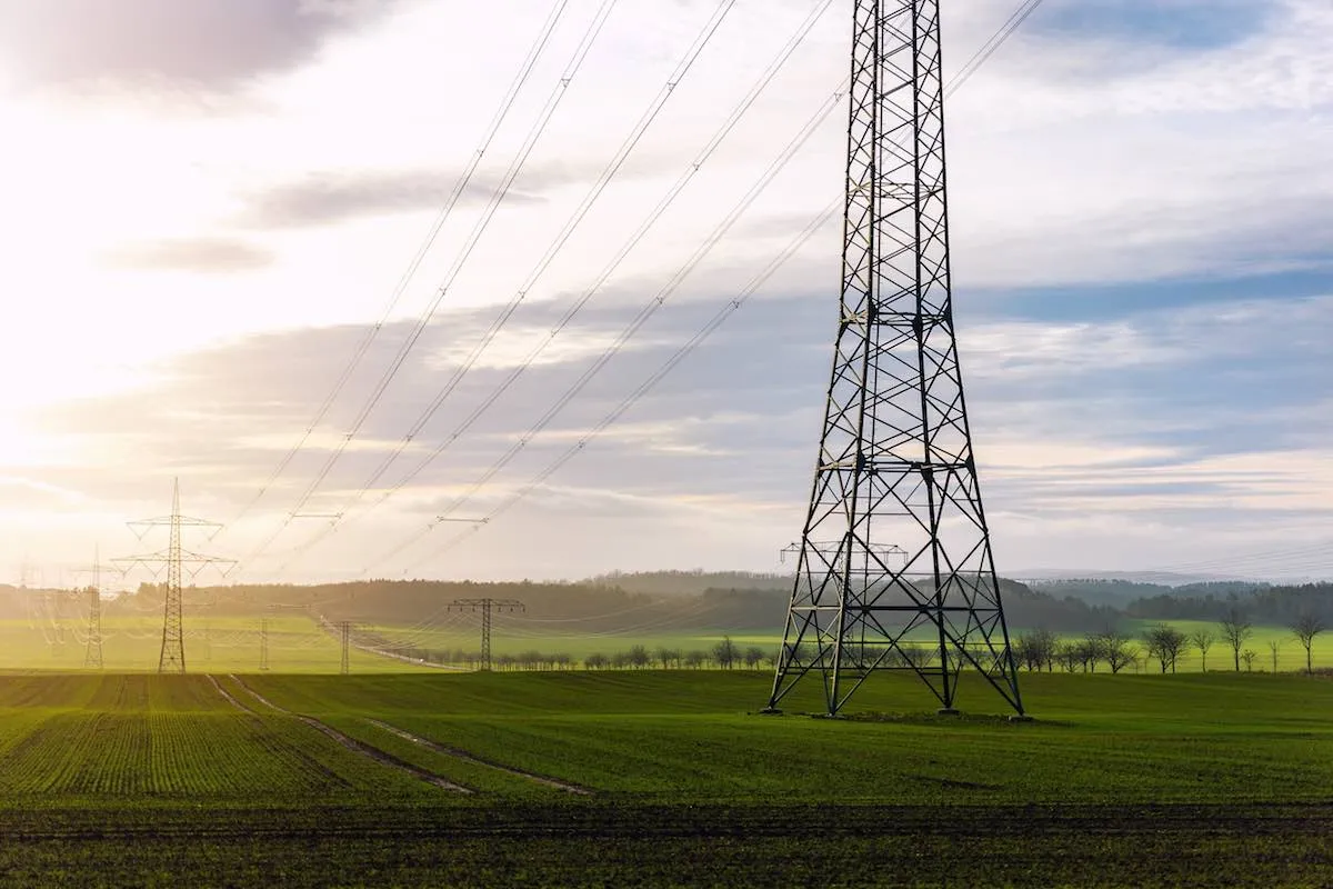 Contratti elettrici: cosa cambia con la delibera 223/2026