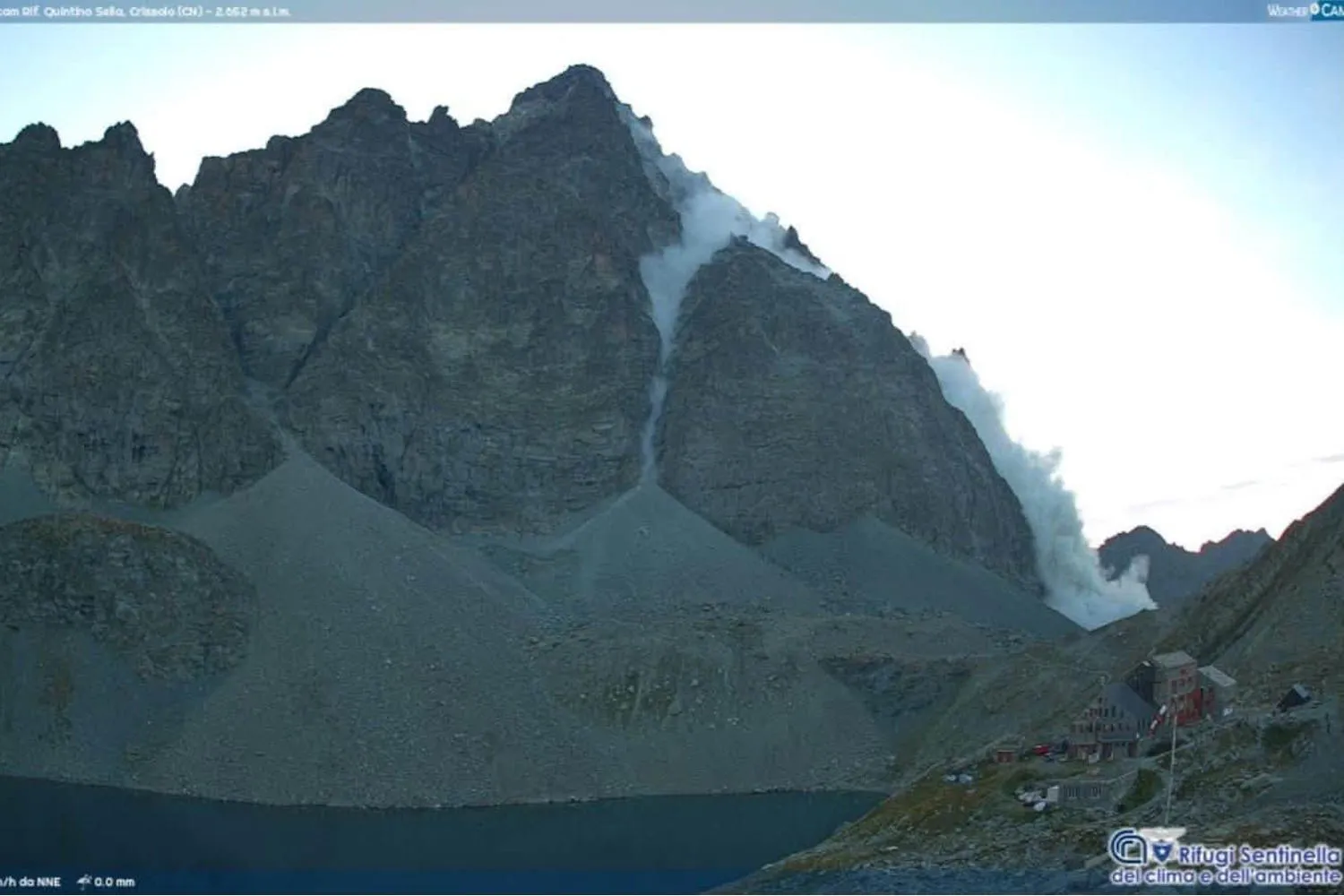 Spaventosa (e improvvisa) frana sul Monviso: le Alpi, sotto stress, sono sempre più fragili e instabili